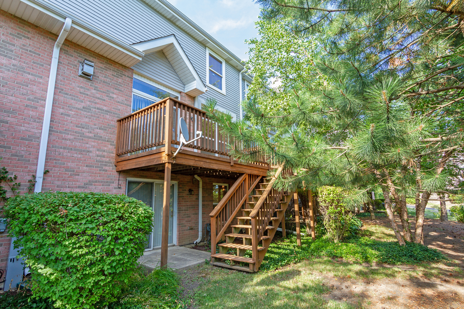 357 Lucille Lane Schaumburg, IL 60193 - Photo 17 of 23