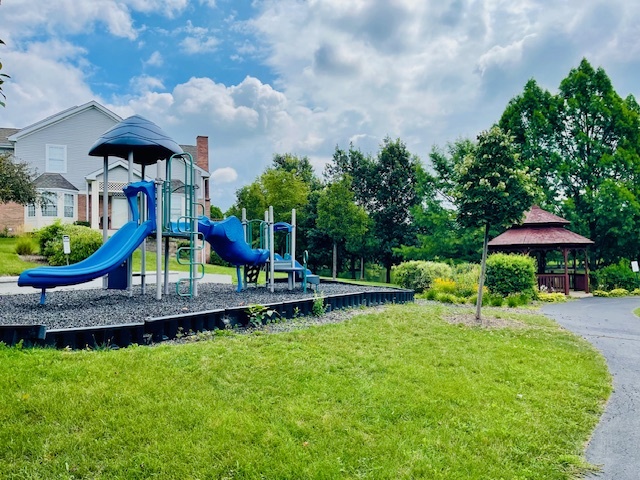 357 Lucille Lane Schaumburg, IL 60193 - Photo 19 of 23