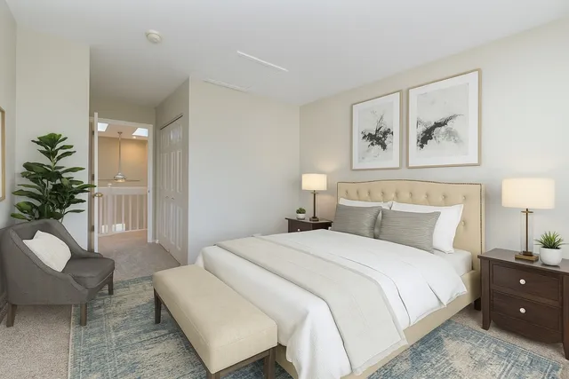 $433,000 | 357 Lucille Lane, Schaumburg, IL 60193