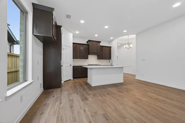 $2,400 | 5015 Bowen Pr Drive, Rosenberg, TX 77471