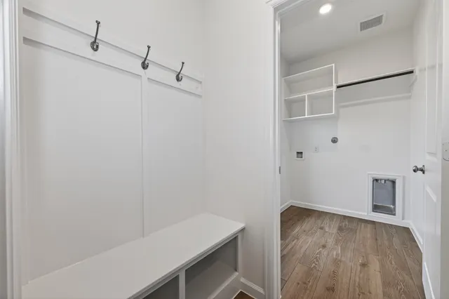 $2,400 | 5015 Bowen Pr Drive, Rosenberg, TX 77471