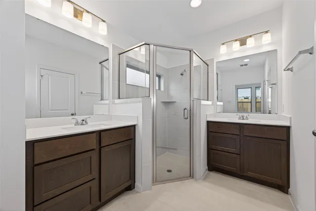 $2,400 | 5015 Bowen Pr Drive, Rosenberg, TX 77471