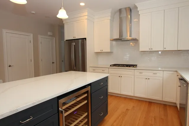 $999,900 | 30 Weber Farm Road, Unit 30, Wrentham, MA 02093