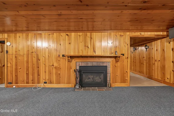$425,000 | 2 North Helderberg Parkway, Bethlehem, NY 12159