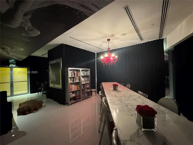 $1,599,000 | 495 Brickell Avenue, Unit 1501, Miami, FL 33131