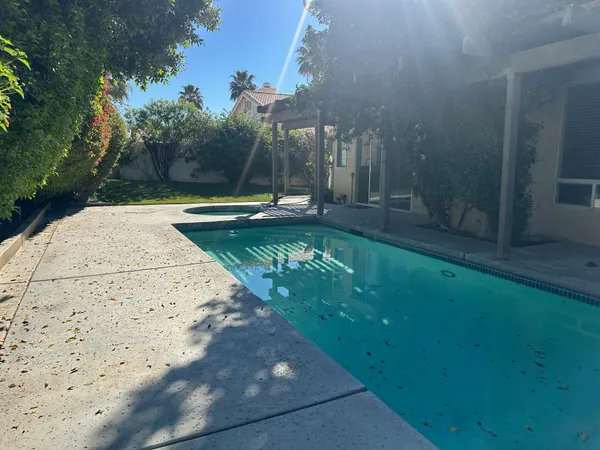 $2,500 | 248 Strada Fortuna, Palm Desert, CA 92260