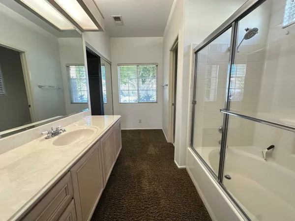 $2,500 | 248 Strada Fortuna, Palm Desert, CA 92260