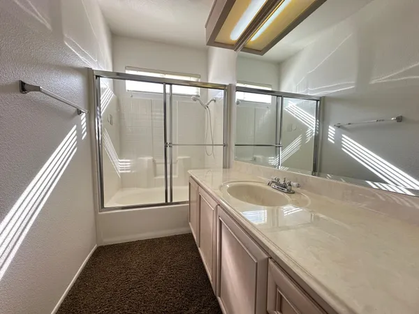 $2,500 | 248 Strada Fortuna, Palm Desert, CA 92260