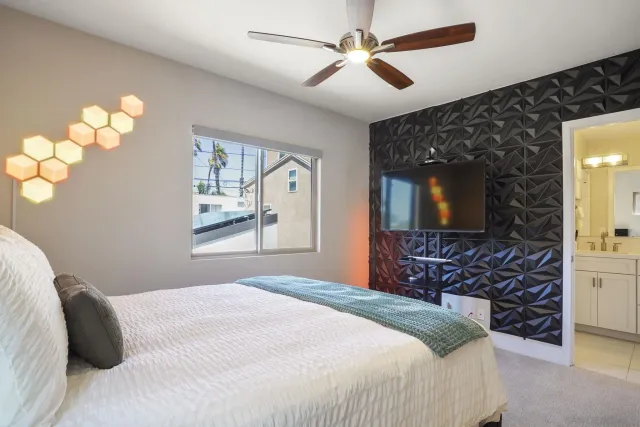 $2,500,000 | 1122 Oliver Avenue, San Diego, CA 92109