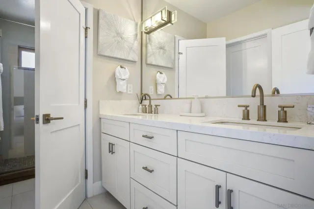 $2,500,000 | 1122 Oliver Avenue, San Diego, CA 92109