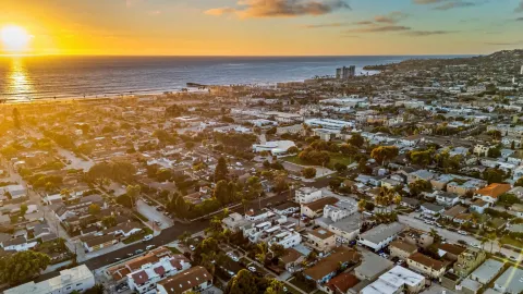 $2,500,000 | 1122 Oliver Avenue, San Diego, CA 92109