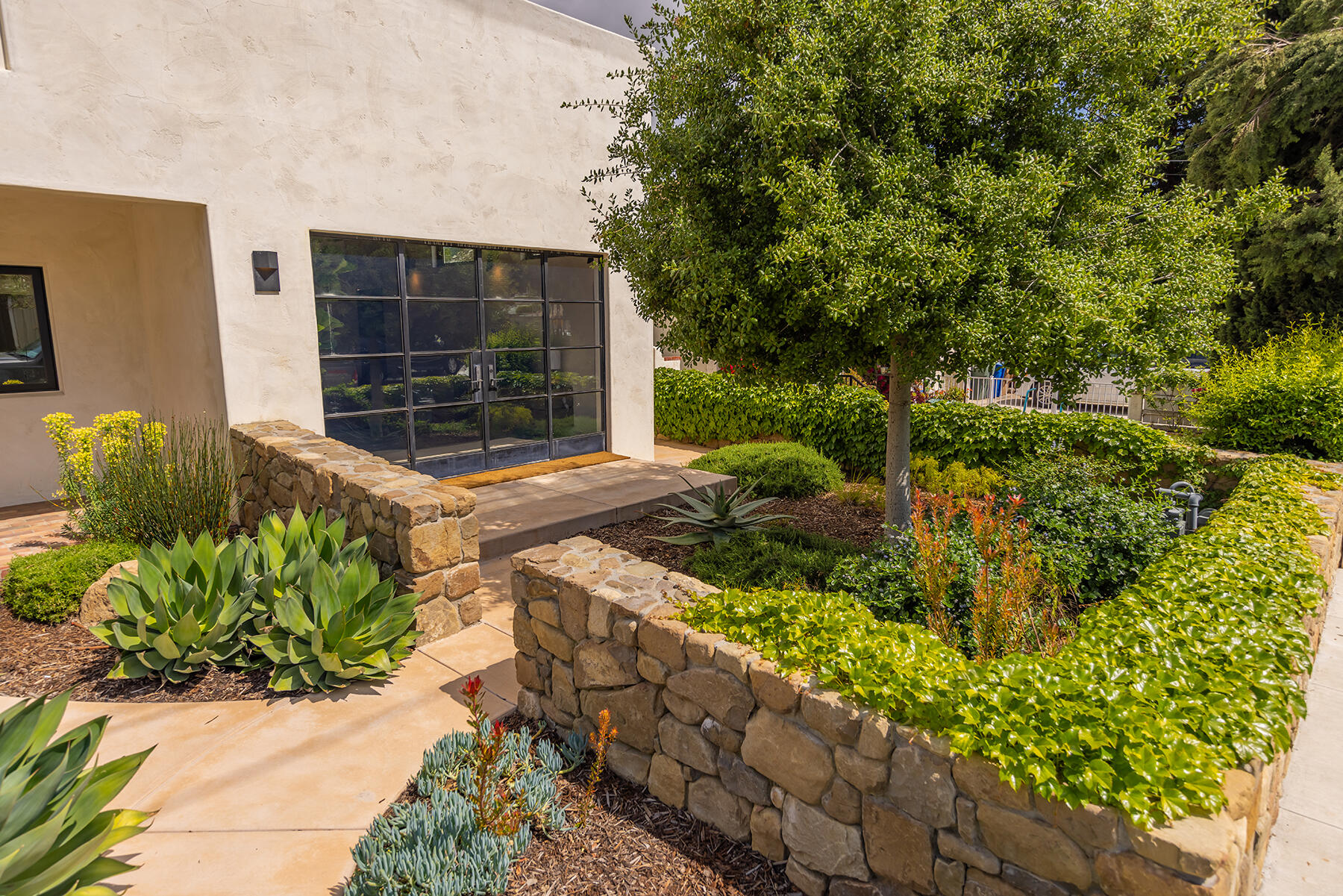 110 Fox Street Ojai, CA 93023 - Photo 20 of 30 a view of a garden with an outdoor space