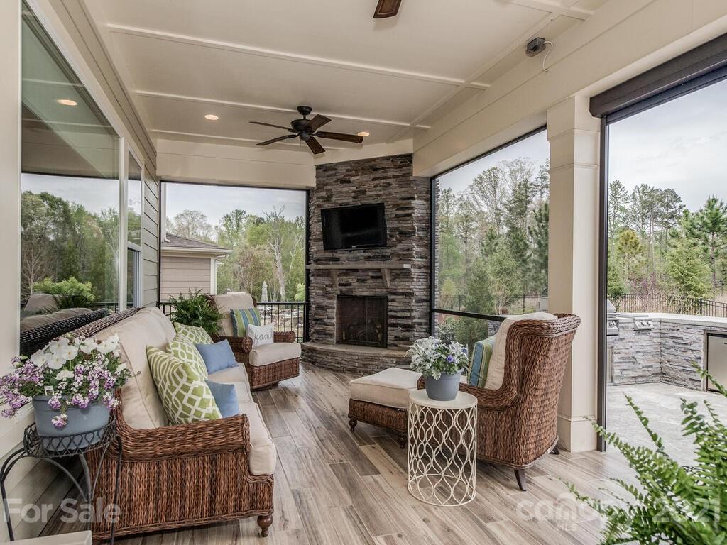 2076 Tatton Hall Road Fort Mill, SC 29715 - Photo 14 of 47 Gallery Image 14