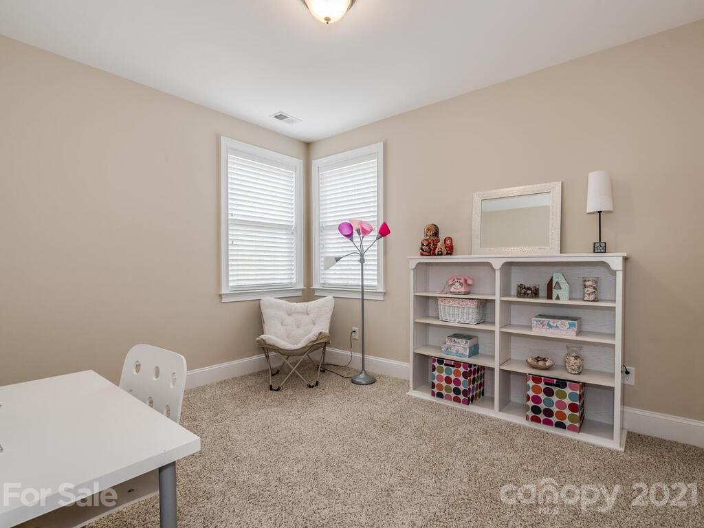 2076 Tatton Hall Road Fort Mill, SC 29715 - Photo 29 of 47 Gallery Image 29