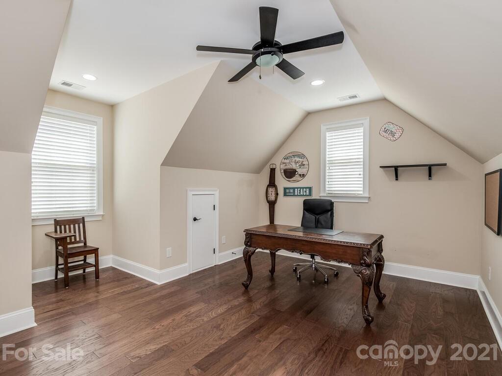 2076 Tatton Hall Road Fort Mill, SC 29715 - Photo 33 of 47 Gallery Image 33