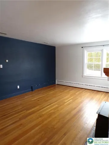 $1,950 | 2250 Siegfried Avenue, Northampton, PA 18067