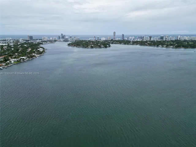 $2,200 | 7601 East Treasure Drive, Unit C108, North Bay Village, FL 33141