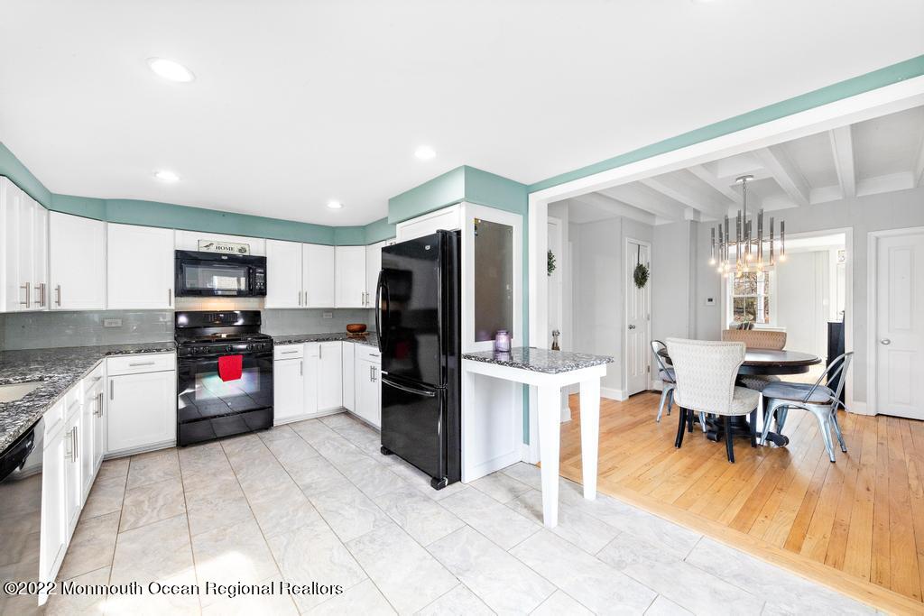 429 Juliustown Pemberton Road Juliustown, NJ 08022 - Photo 12 of 64 kitchen and dining