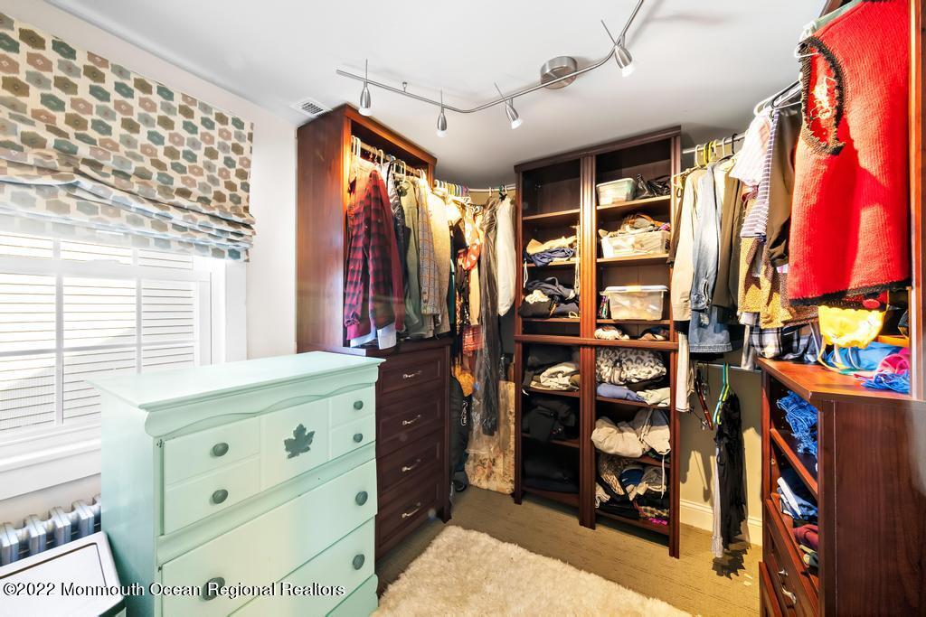 429 Juliustown Pemberton Road Juliustown, NJ 08022 - Photo 25 of 64 walk in closet owners