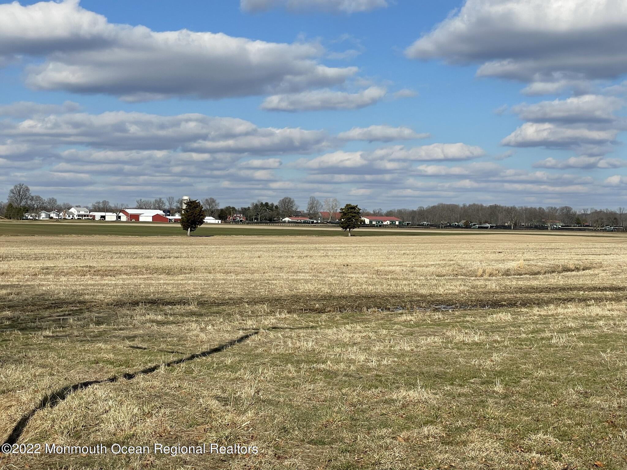 429 Juliustown Pemberton Road Juliustown, NJ 08022 - Photo 57 of 64 nearby farms