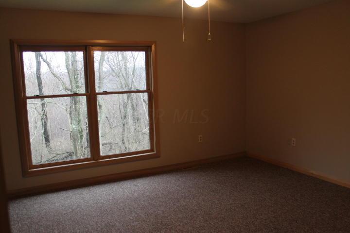 18290 Gambier Road Mount Vernon, OH 43050 - Photo 11 of 32