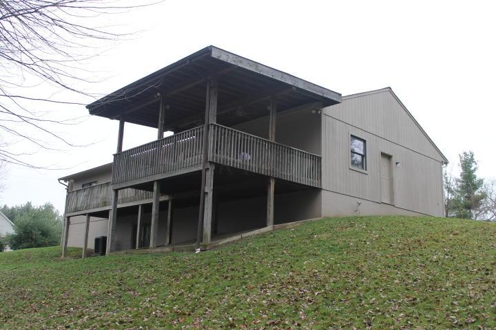 18290 Gambier Road Mount Vernon, OH 43050 - Photo 2 of 32