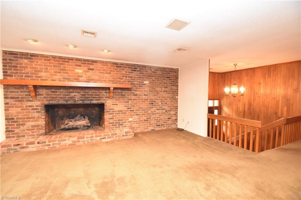 200 Plank Road Thomasville, NC 27360 - Photo 12 of 30