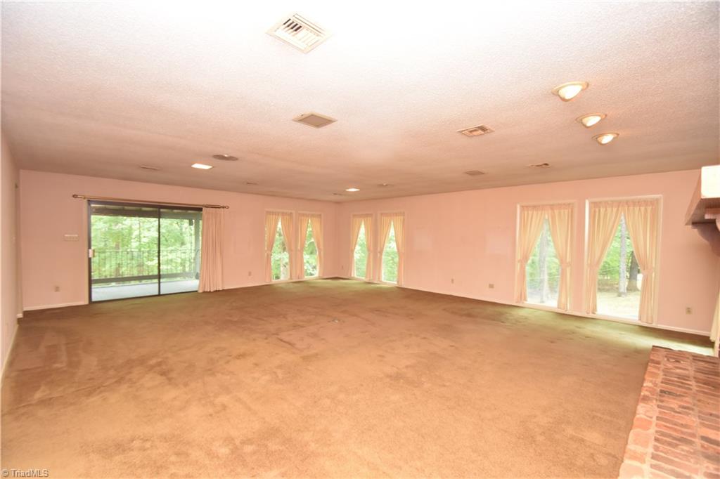 200 Plank Road Thomasville, NC 27360 - Photo 13 of 30