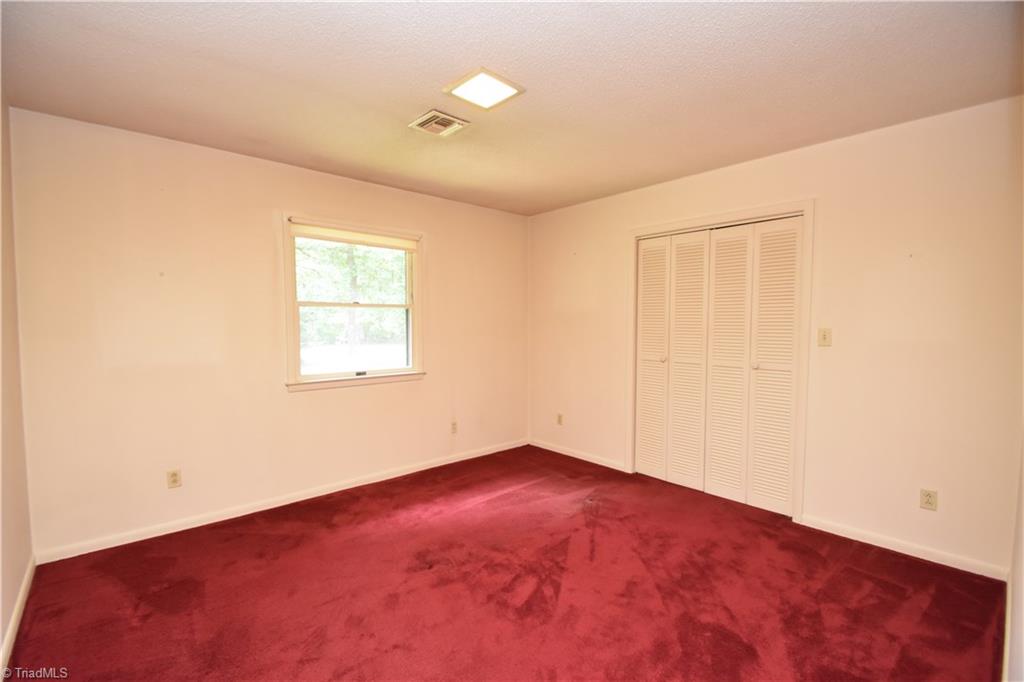 200 Plank Road Thomasville, NC 27360 - Photo 22 of 30