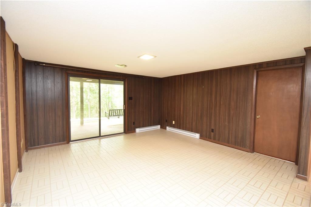 200 Plank Road Thomasville, NC 27360 - Photo 26 of 30