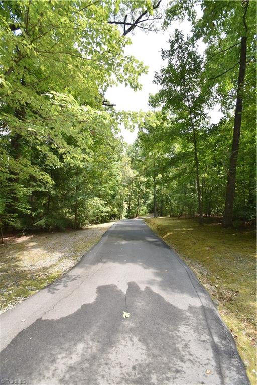200 Plank Road Thomasville, NC 27360 - Photo 5 of 30