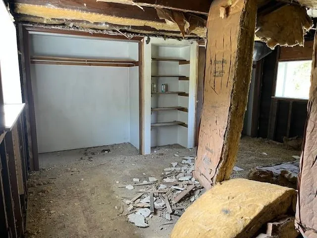 a view of a storage & utility room