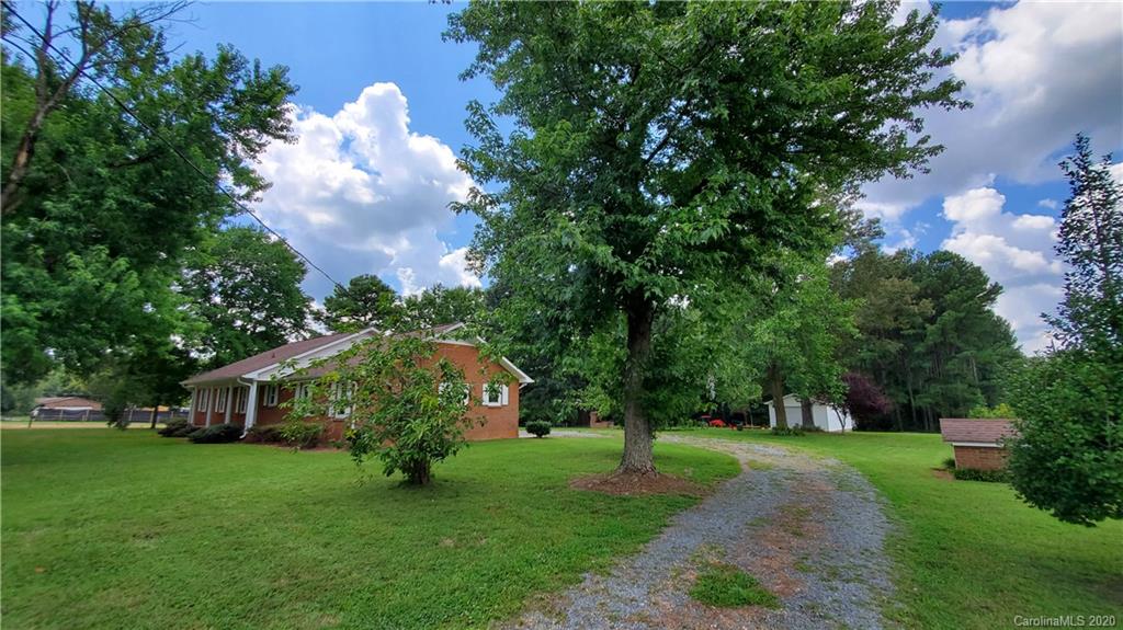 2603 Old Camden Road Monroe, NC 28110 - Photo 5 of 26