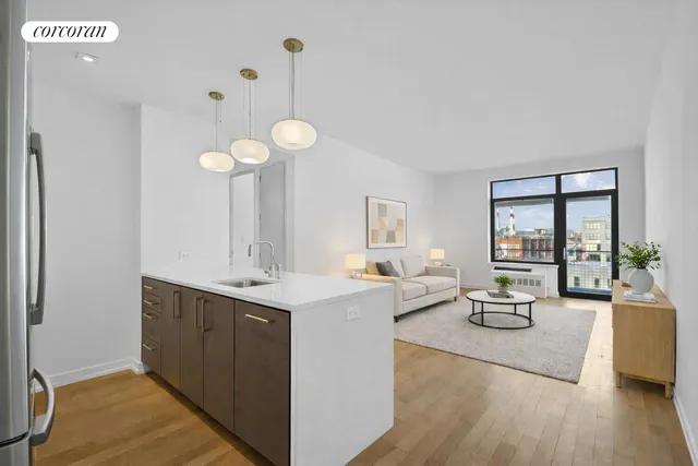 $899,000 | 21-45 44th Drive, Unit 6B | Long Island City