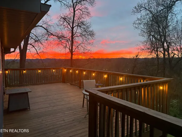 $425,000 | 107 Timbercrest Lane, Clinton, TN 37716