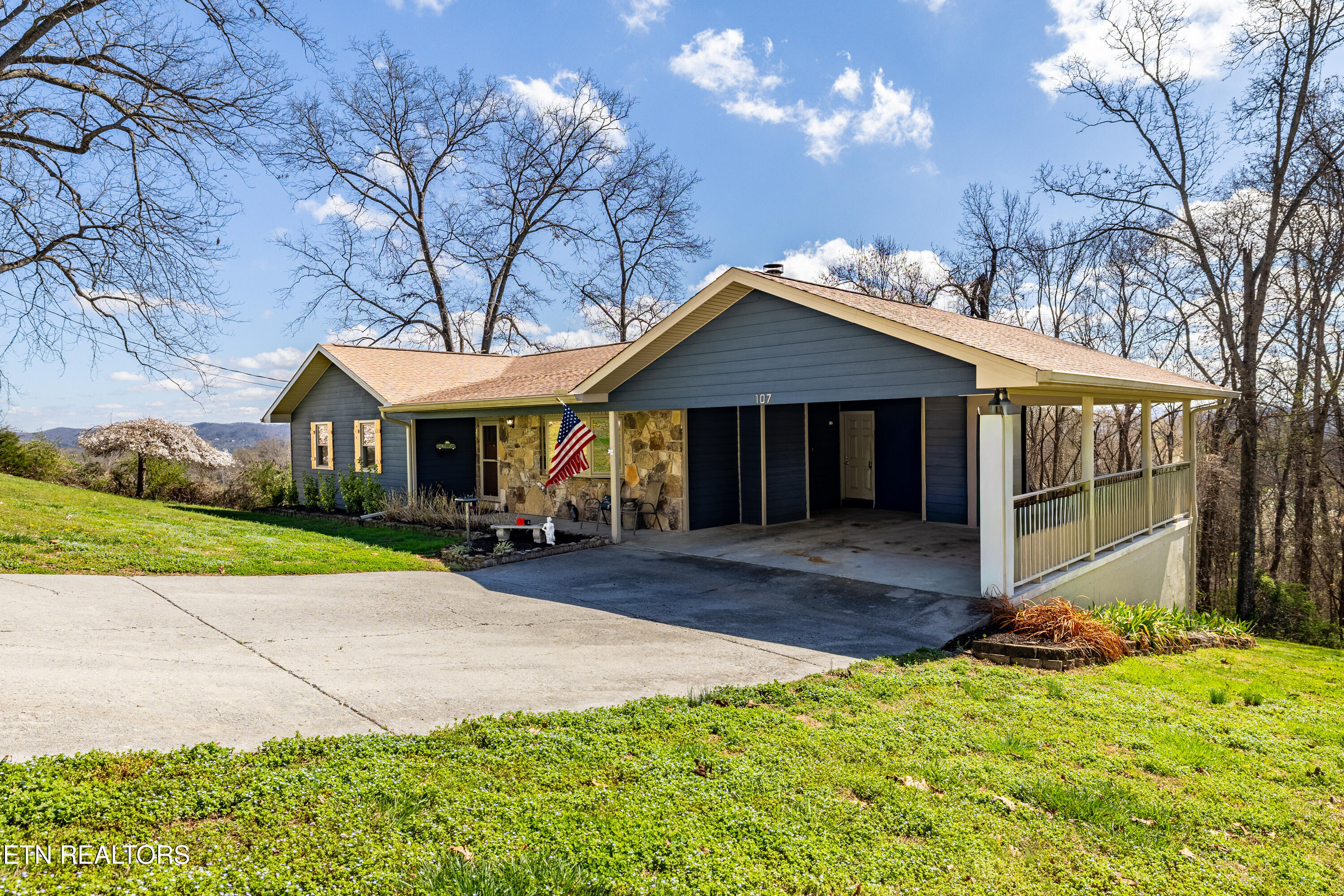 107 Timbercrest Lane Clinton, TN 37716 - Photo 4 of 45 107TimbercrestLn-42