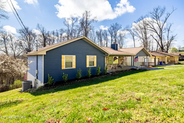 $425,000 | 107 Timbercrest Lane, Clinton, TN 37716