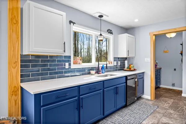 $425,000 | 107 Timbercrest Lane, Clinton, TN 37716