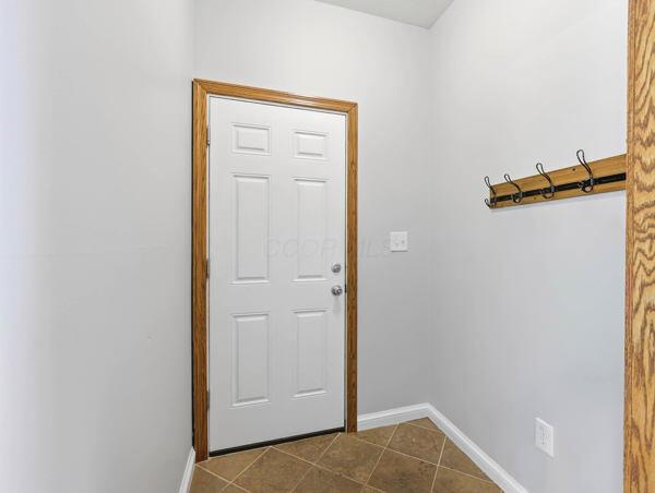 18644 Ringgold Southern Road Circleville, OH 43113 - Photo 20 of 59 134275311292059265_134275311209303624_07