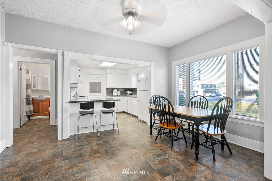 6966 Hannegan Road Lynden, WA 98264 - Photo 8 of 27 Gallery Image 8