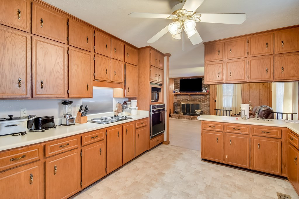 2445 Wagener Road Aiken, SC 29801 - Photo 5 of 14