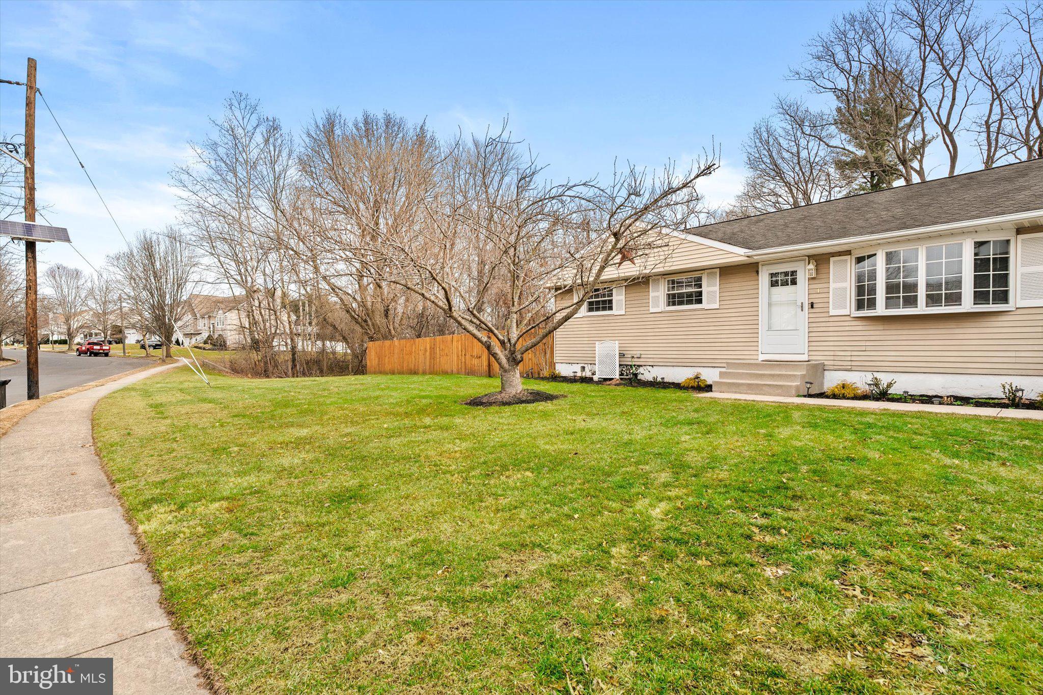 4 Imperial Drive Hamilton, NJ 08690 - Photo 6 of 38