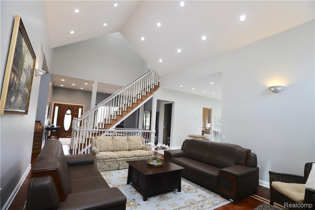 44473 Clay Road Belleville, MI 48111 - Photo 19 of 47 lazarean - 4.jpg