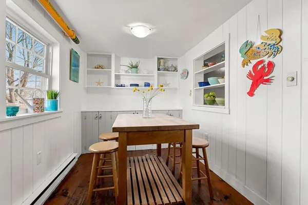 $689,900 | 26 Bayview Road, Marblehead, MA 01945