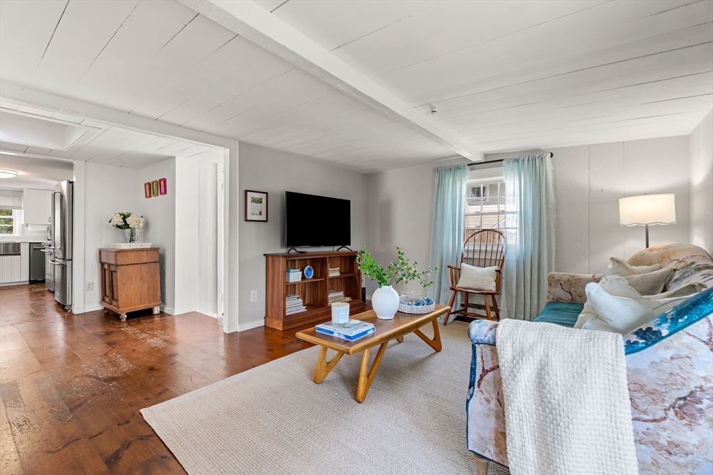 26 Bayview Road Marblehead, MA 01945 - Photo 6 of 31