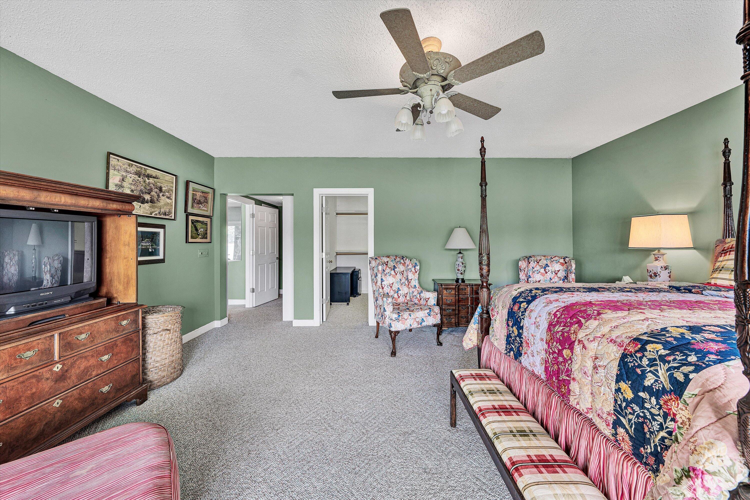 2455 Merriman Way Road Moneta, VA 24121 - Photo 50 of 83 48-DSC00481
