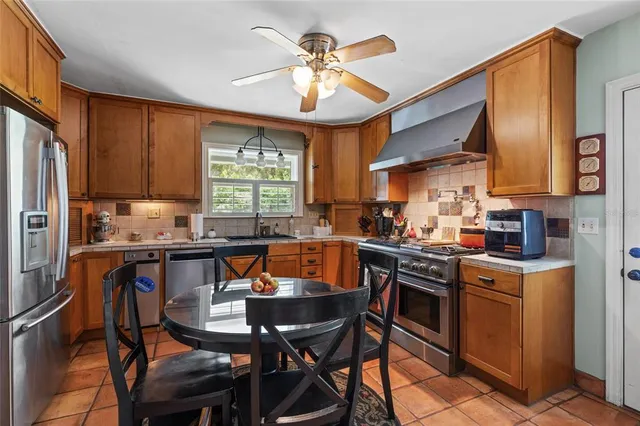 $489,500 | 449 Southwest Montgomery Drive, Lake City, FL 32025