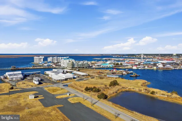 $369,000 | 1089 Puppy Hole, Unit 404, Crisfield, MD 21817