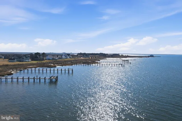 $369,000 | 1089 Puppy Hole, Unit 404, Crisfield, MD 21817