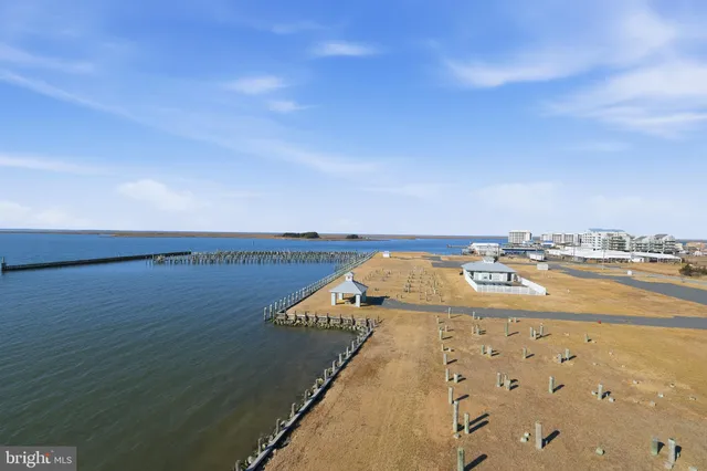$369,000 | 1089 Puppy Hole, Unit 404, Crisfield, MD 21817